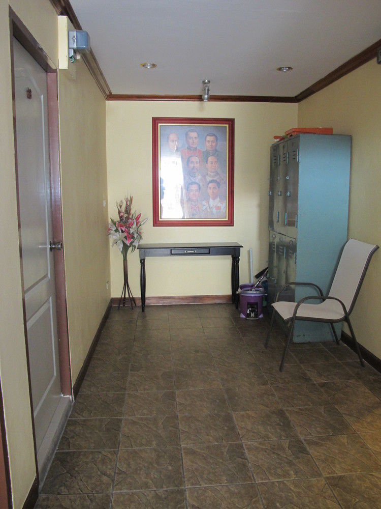 Aura House Hotel Pattaya Bagian luar foto